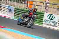 Vintage-motorcycle-club;eventdigitalimages;mallory-park;mallory-park-trackday-photographs;no-limits-trackdays;peter-wileman-photography;trackday-digital-images;trackday-photos;vmcc-festival-1000-bikes-photographs